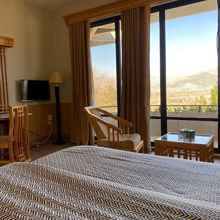 Rock City Resort Mingora Экстерьер фото