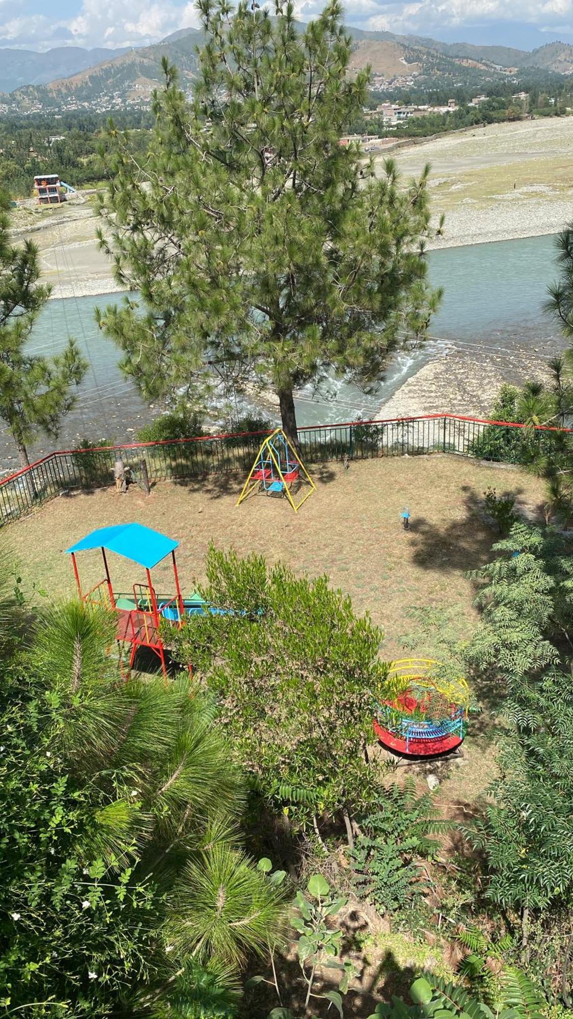 Rock City Resort Mingora Экстерьер фото