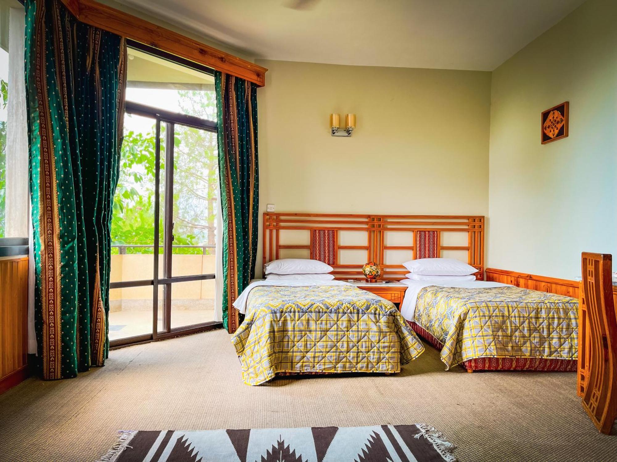 Rock City Resort Mingora Экстерьер фото