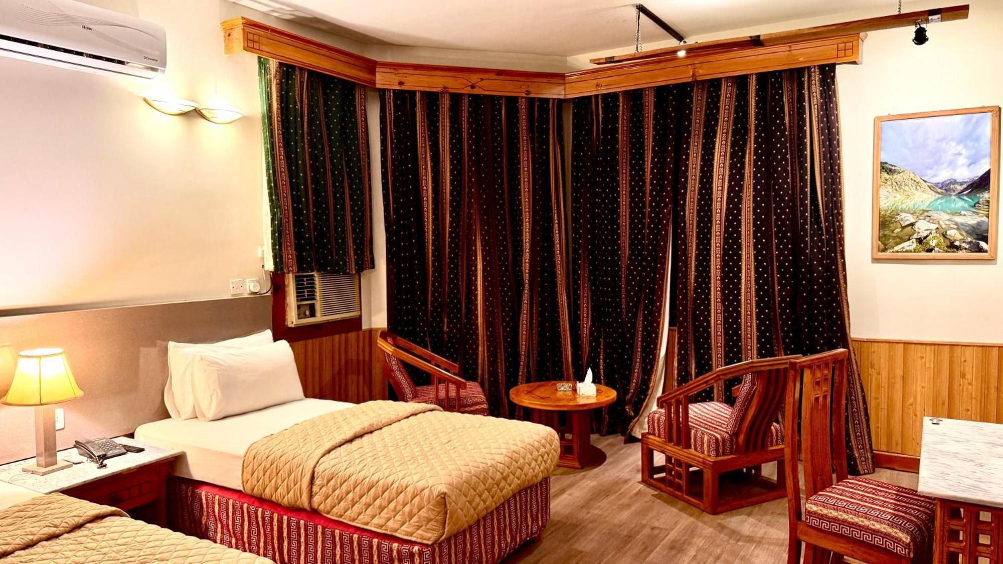 Rock City Resort Mingora Экстерьер фото